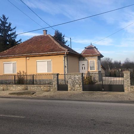 Toerpi Apartman Halmaj Buitenkant foto